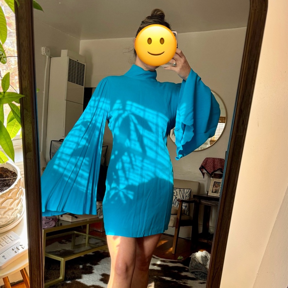 Yllw The Label Chic Turquoise Long Sleeve Dress